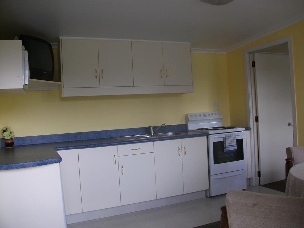 Karamea Holiday Park Екстер'єр фото