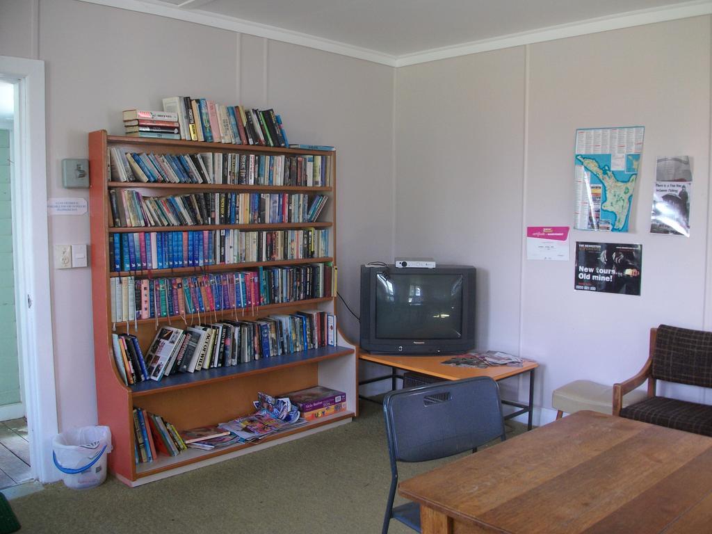 Karamea Holiday Park Екстер'єр фото
